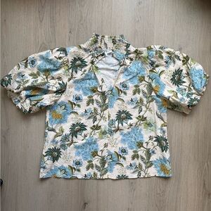 EUC Avara THML Floral Puff Sleeve Blouse blue Green Smocked Neck Top Shirt Large